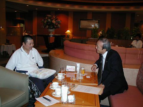安部正俊議員