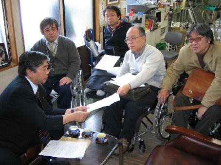 原田令嗣議員写真