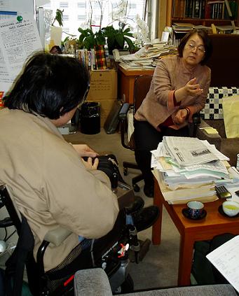 石毛えい子議員写真